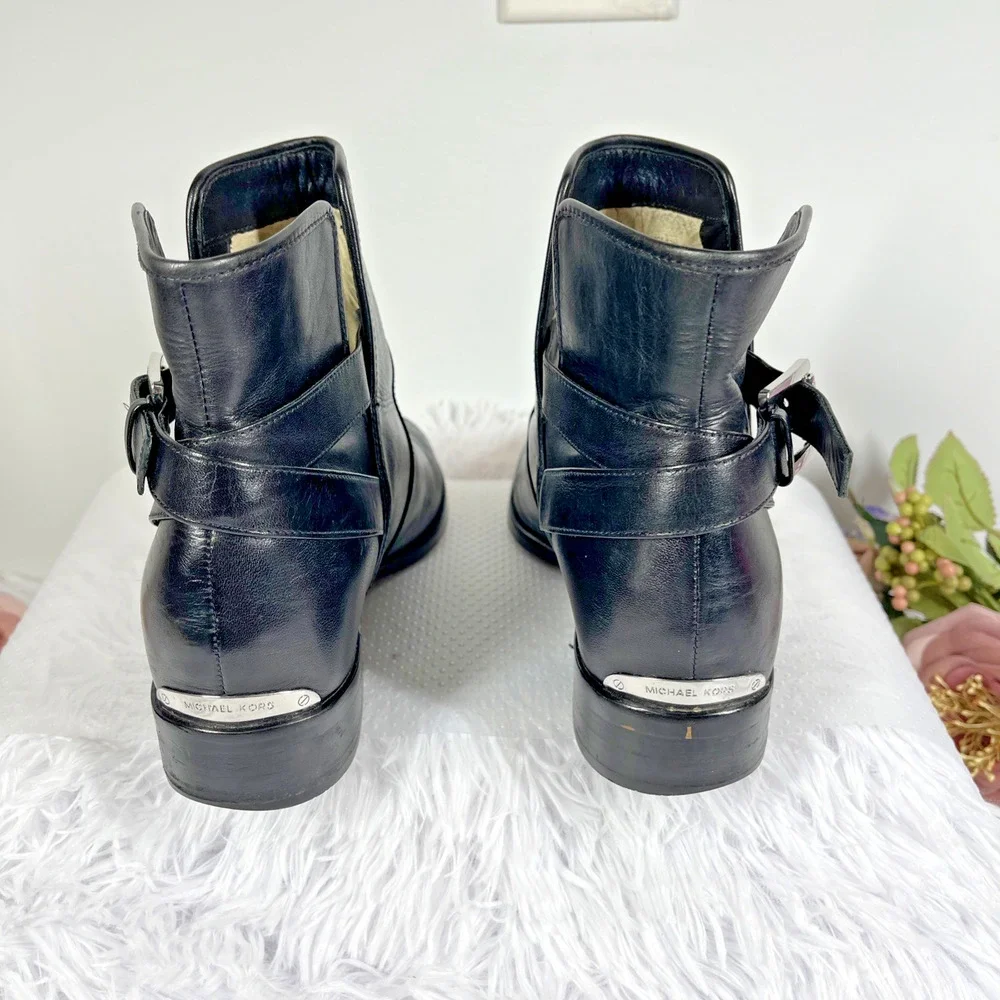 Michael Kors Womens 7M Black Leather Ankle Boots Buckle Strap Moto Biker